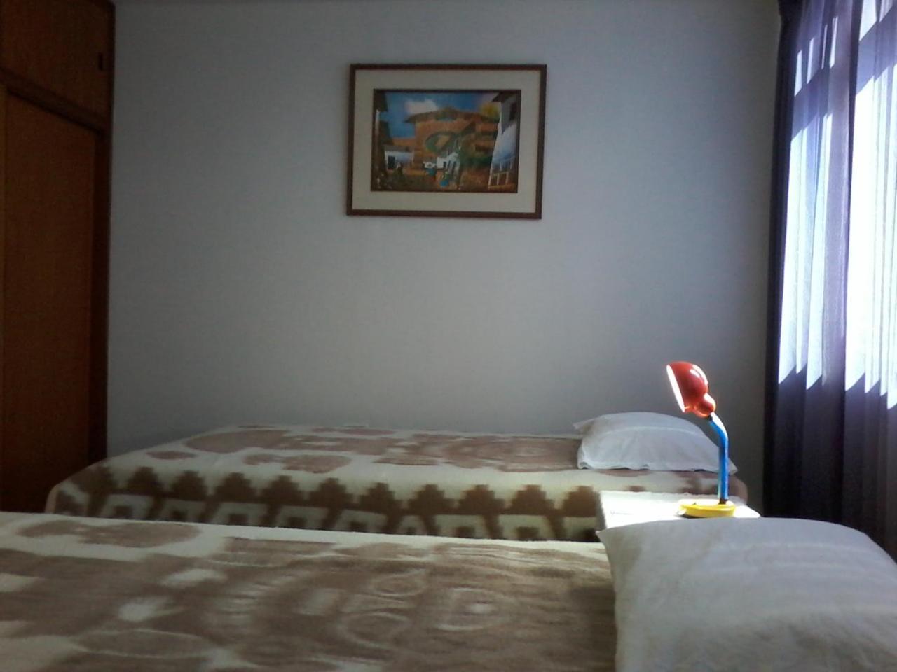 Royal Sweet Dreams Airport B&B ليما المظهر الخارجي الصورة